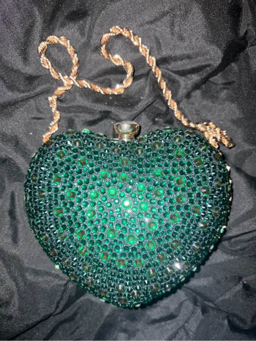 New super cute, sparkly studded, excellent quality green heart clutch handbag.